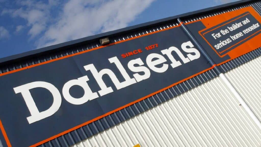 A photo of a Dahlsens banner on a Dahlsens supplier store